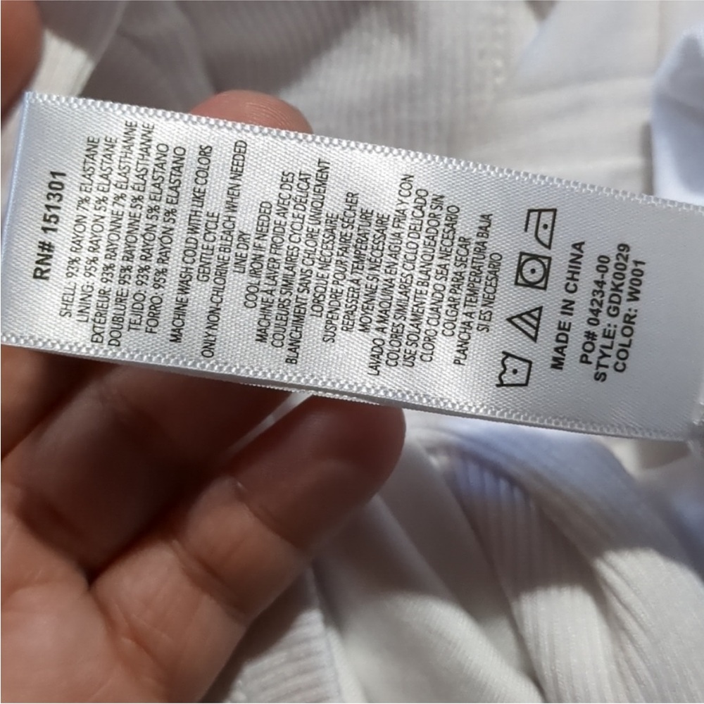 Good American LS white wrap dress - Picture 6 of 6